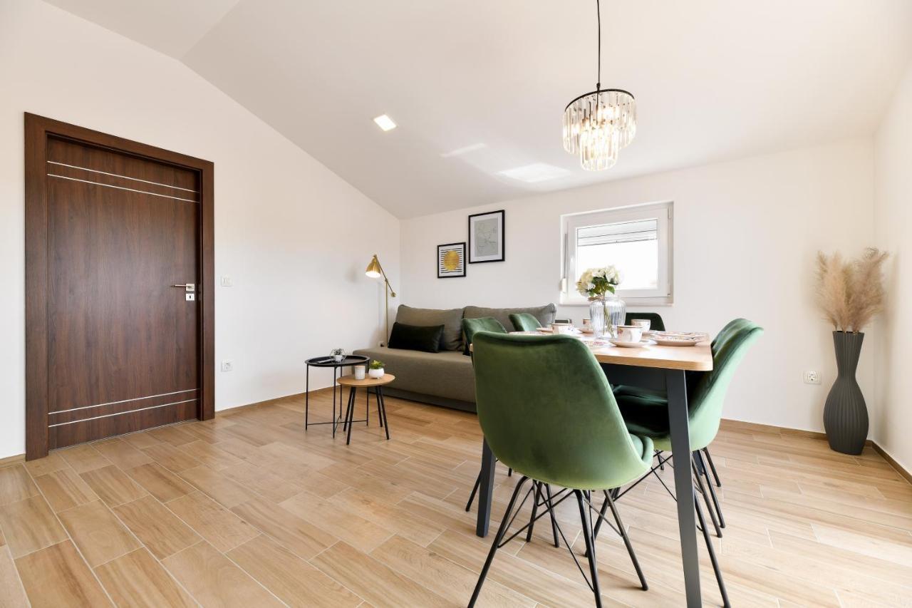 Modern Holiday Apartment "Libra" With Swimming Pool Posedarje Zewnętrze zdjęcie