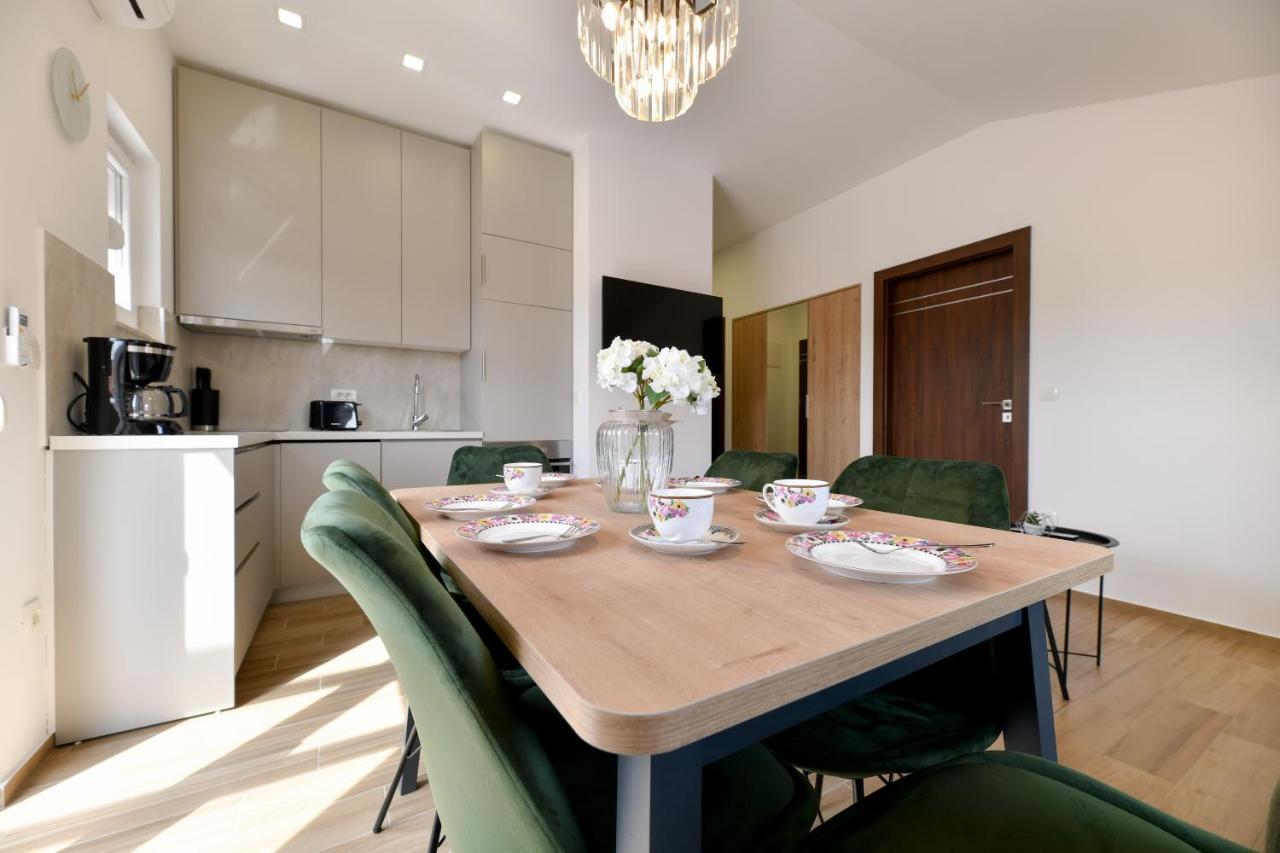 Modern Holiday Apartment "Libra" With Swimming Pool Posedarje Zewnętrze zdjęcie