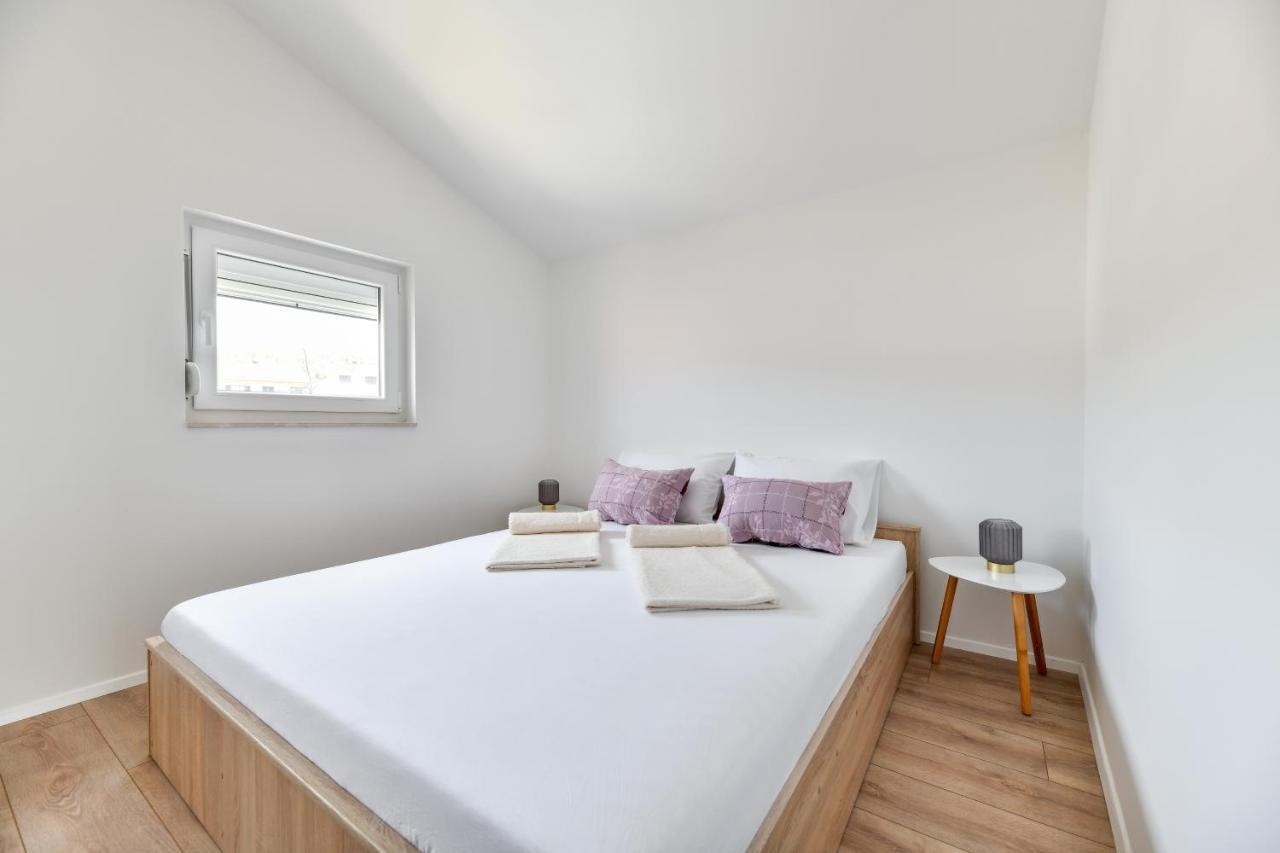 Modern Holiday Apartment "Libra" With Swimming Pool Posedarje Zewnętrze zdjęcie