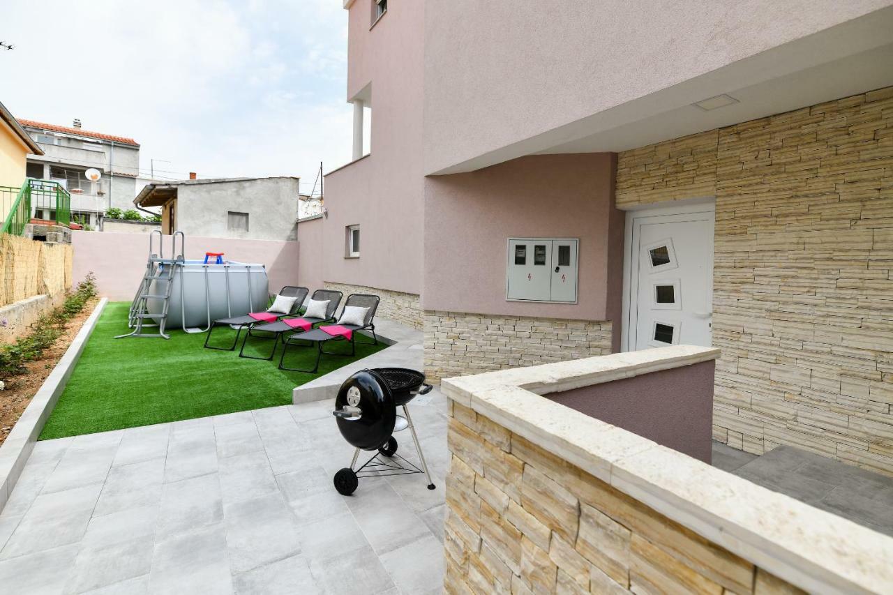 Modern Holiday Apartment "Libra" With Swimming Pool Posedarje Zewnętrze zdjęcie